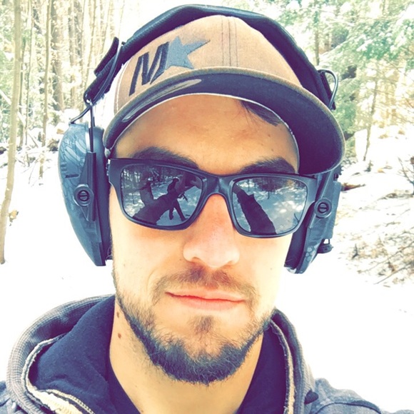 Meet your Posher, Chris - Picture 1 of 1